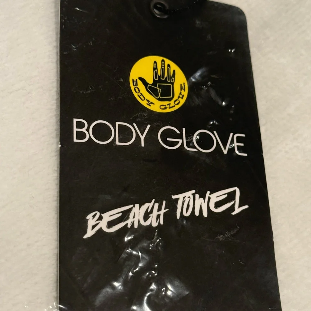 Body Glove 'Get Rad' Sunglasses Beach Towel - Multicolor Stripes Summer fun